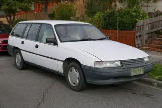  Commodore Vagón 1993-1997